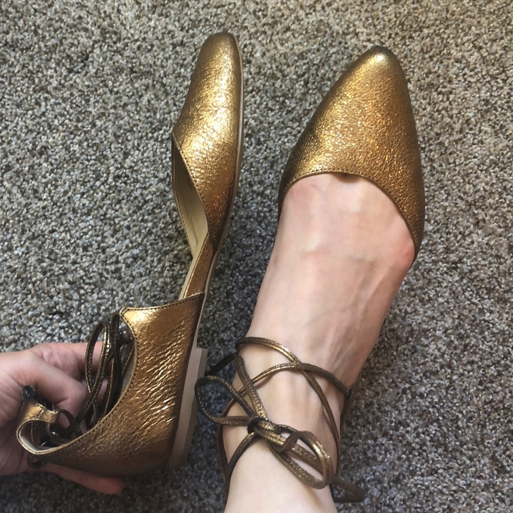 Gold ankle wrap flats, SO cute